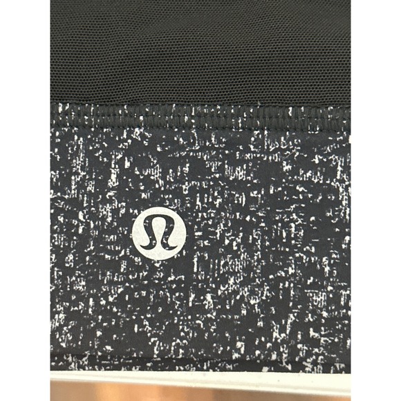 Lululemon Fit Physique Black Bra Size 8 - Picture 8 of 9